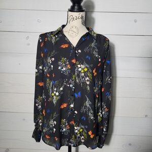 NWT Worthington Top Floral Butterfly Dark Cottagecore Spring Button Shirt.